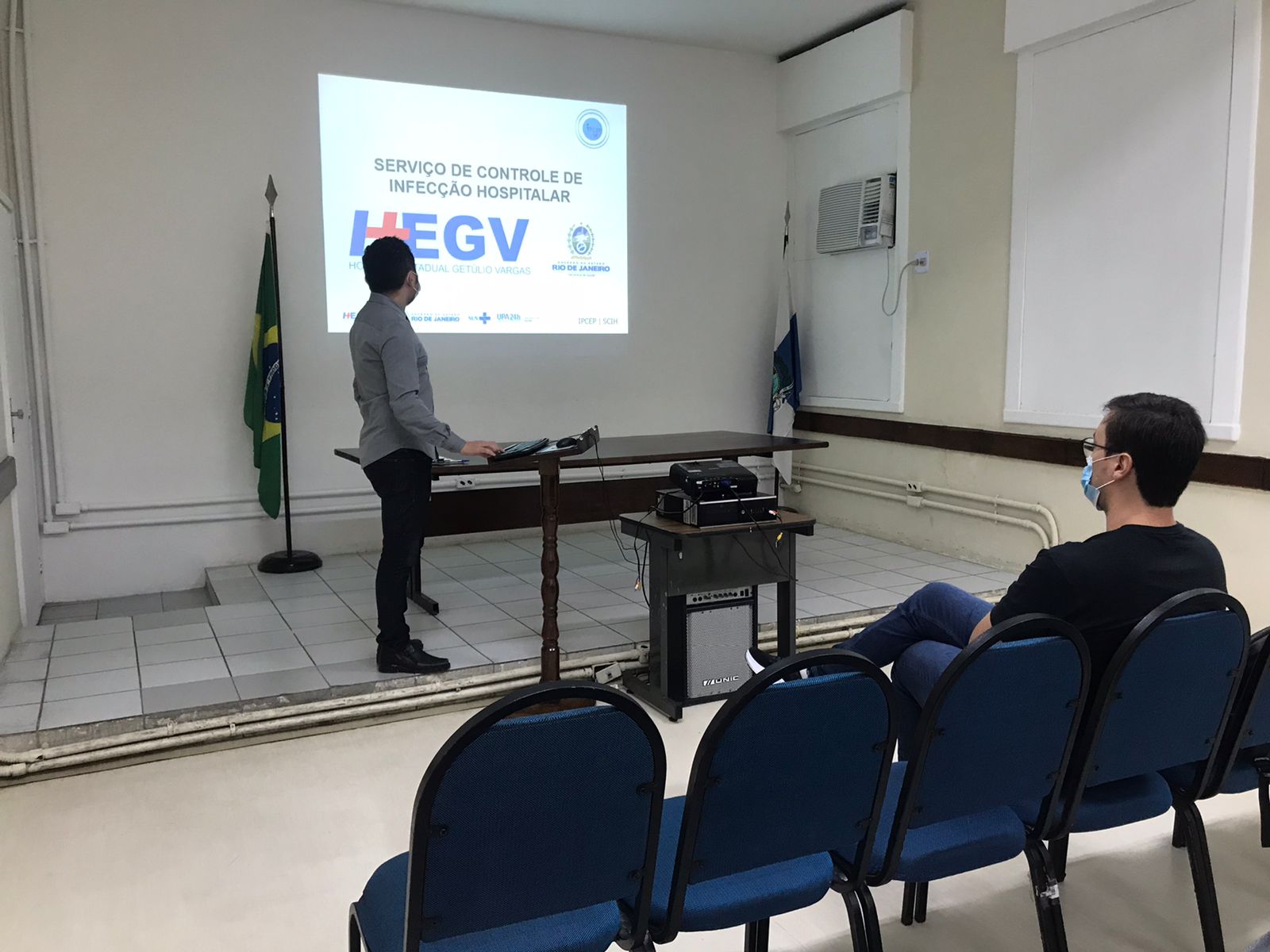 Complexo Estadual de Saúde da Penha acolhe novo residente médico