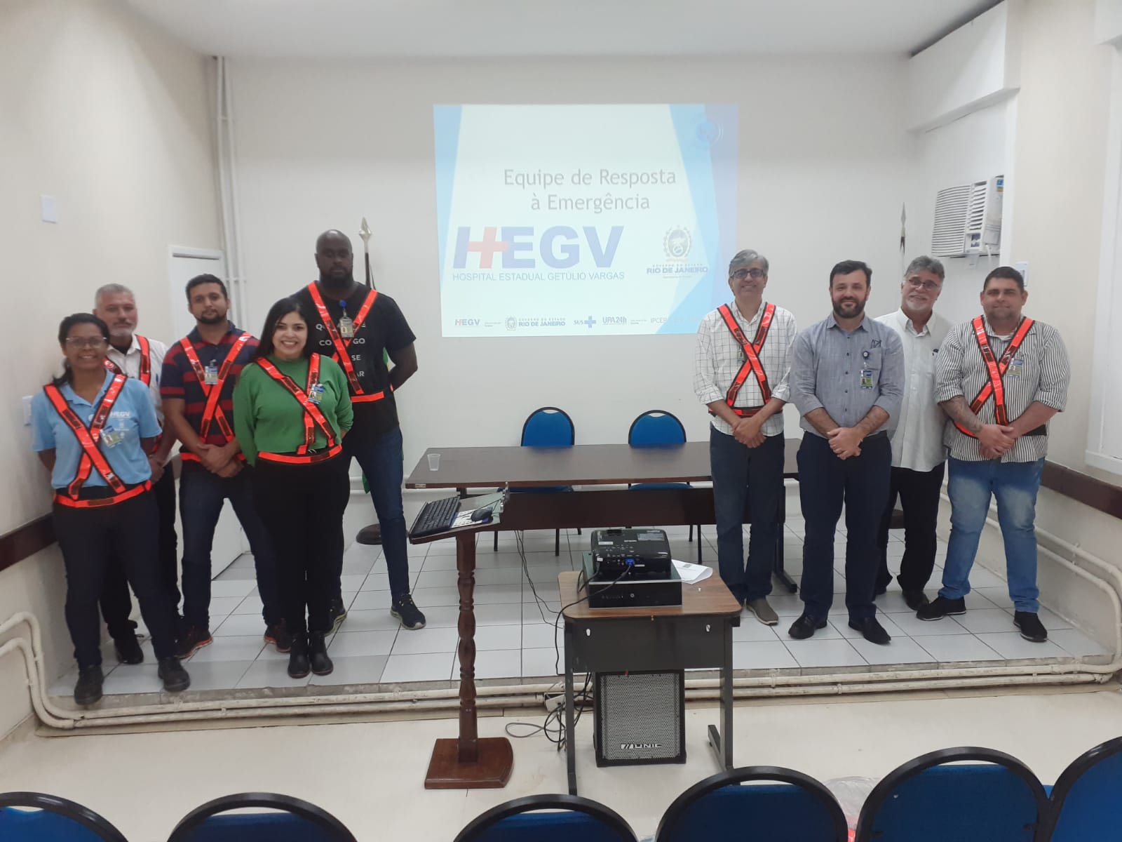 Equipe de Resposta à Emergência da Brigada de Incêndio do Complexo Estadual de Saúde da Penha