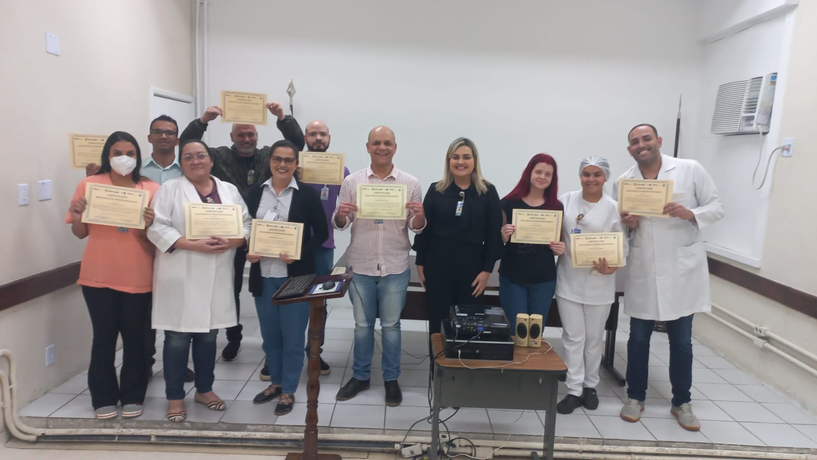 Homenagem aos colaboradores da UPA Penha mais elogiados na Ouvidoria