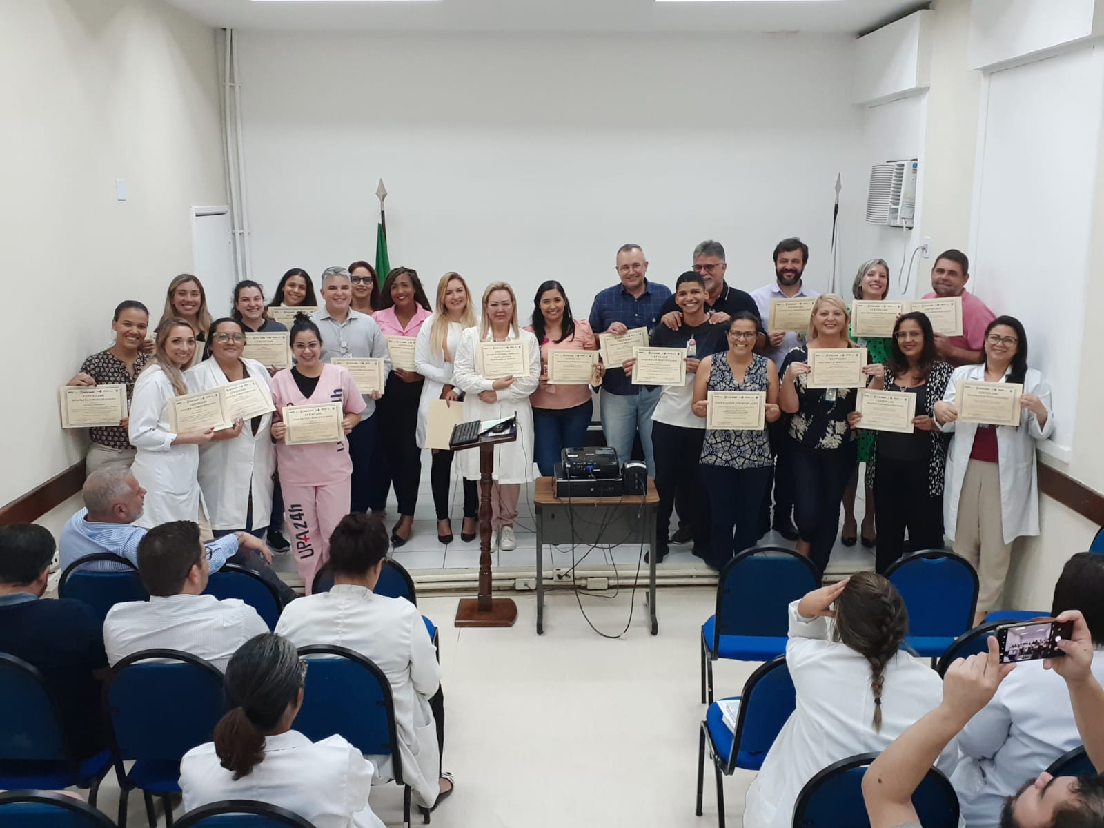 Homenagem aos colaboradores, setores e equipes do HEGV e UPA Penha mais elogiados na Ouvidoria