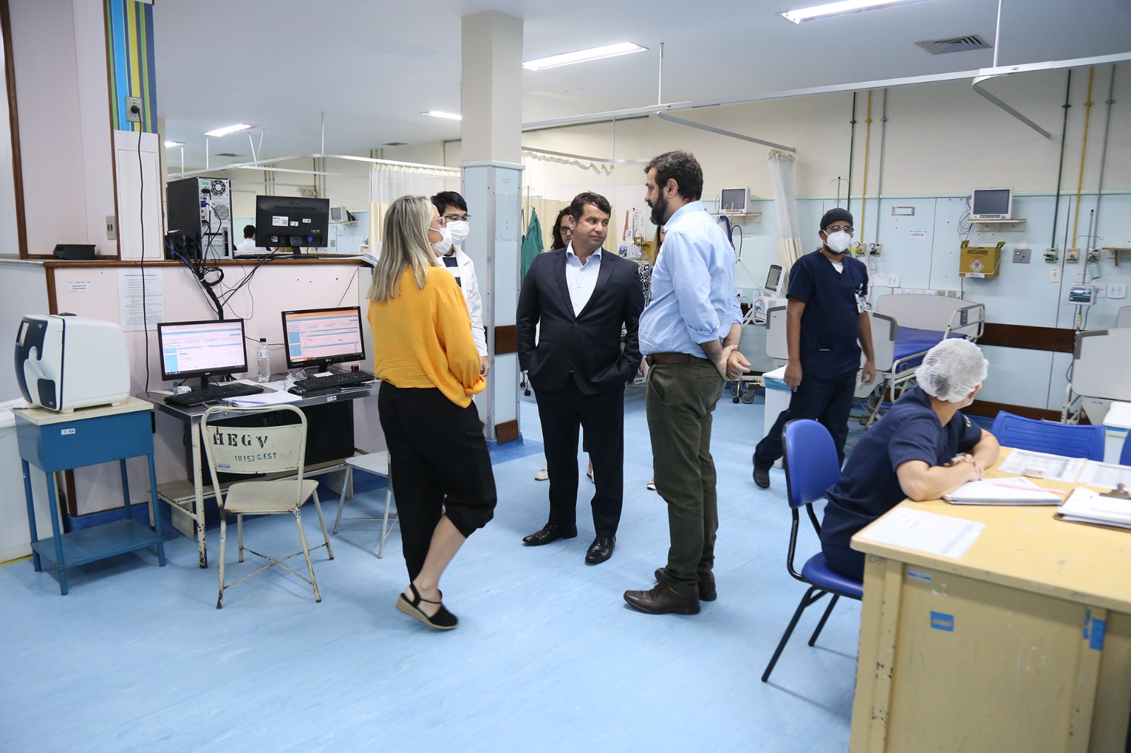 Hospital Estadual Getúlio Vargas recebe a visita do Secretário de Estado de Saúde, Dr. Luizinho