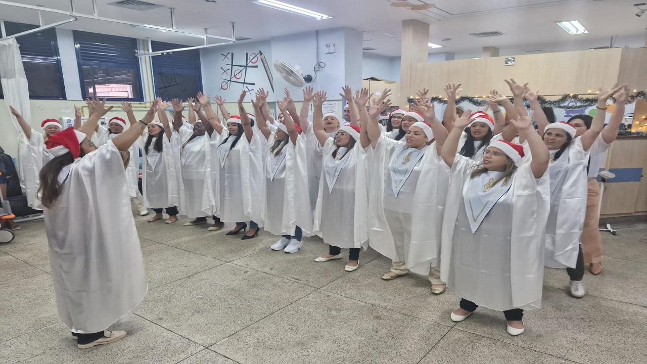 Concerto de Natal: coro do HEGV/UPA Penha emociona pacientes, acompanhantes e colaboradores